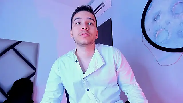 mike 257 online show from 5, 11, 2025