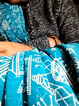 Hot cauple indian online show from 22, 3, 2026