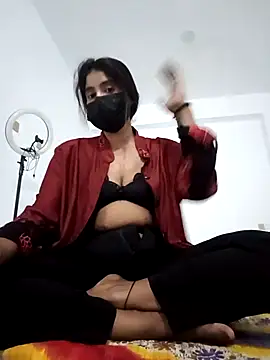 Snapshot of Hot_Angle chatting on 25, 2, 2026 Hot Angle online show from 25, 2, 2026