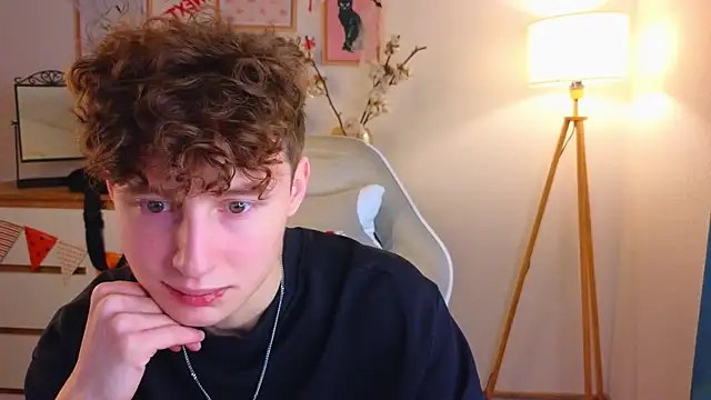 crisp1n online show from 11, 11, 2025