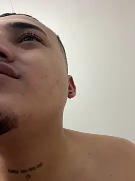 Demon foxes online show from 25, 11, 2025