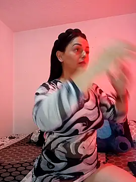 Snapshot of ScarlettJane chatting on 2, 11, 2025 ScarlettJane online show from 2, 11, 2025