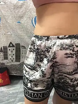 HinayLa online show from 17, 12, 2025