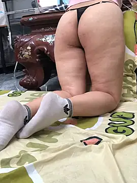 HinayLa online show from 13, 1, 2026