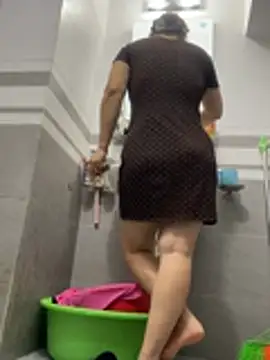HinayLa online show from 6, 5, 2026