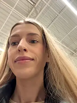 kira mia online show from 17, 12, 2025