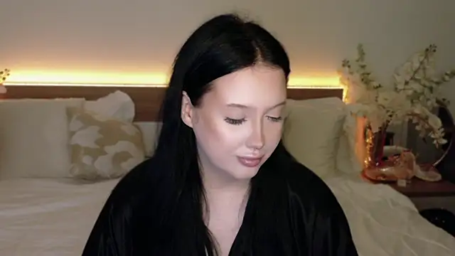 Snapshot of Felicia_Herceg chatting on 24, 10, 2025 Felicia Herceg online show from 24, 10, 2025