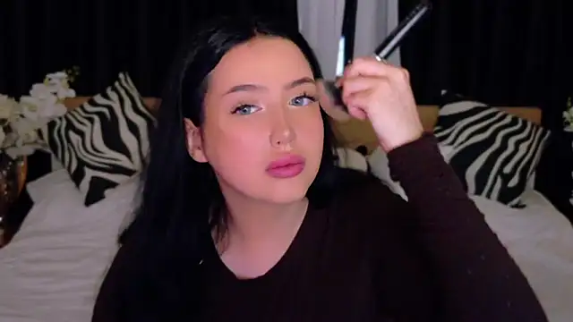 Snapshot of Felicia_Herceg chatting on 23, 11, 2025 Felicia Herceg online show from 23, 11, 2025