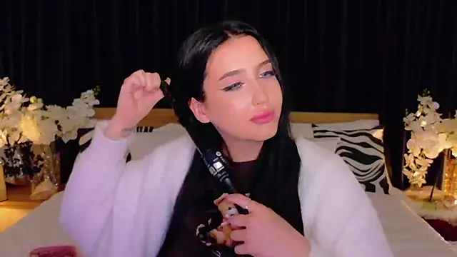 Snapshot of Felicia_Herceg chatting on 28, 11, 2025 Felicia Herceg online show from 28, 11, 2025