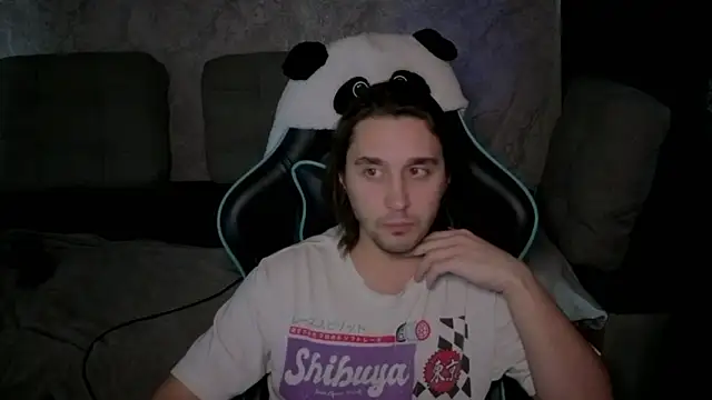 Snapshot of Pohyi_ chatting on 3, 3, 2026 Pohyi online show from 3, 3, 2026