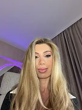 Snapshot of KaylaBenz chatting on 16, 1, 2026 KaylaBenz online show from 16, 1, 2026