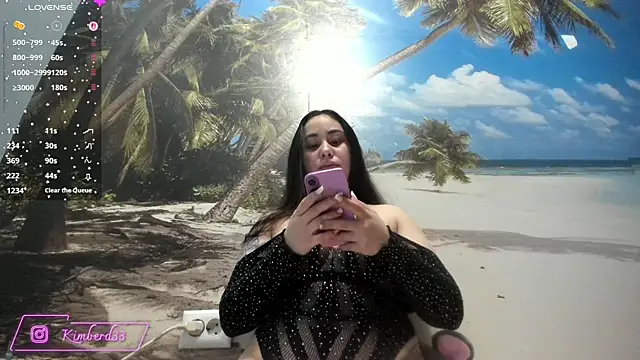 Snapshot of kimberd33 chatting on 10, 1, 2026 kimberd33 online show from 10, 1, 2026