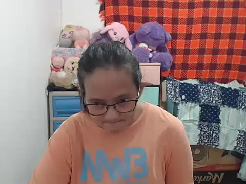 Kinkybela2025 online show from 2, 11, 2025