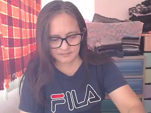 Kinkybela2025 online show from 12, 3, 2026