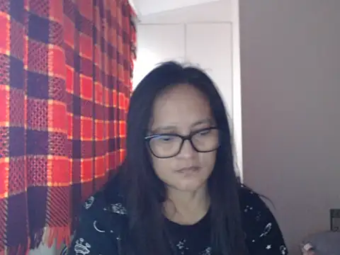 Snapshot of Kinkybela2025 chatting on 5, 6, 2026 Kinkybela2025 online show from 5, 6, 2026