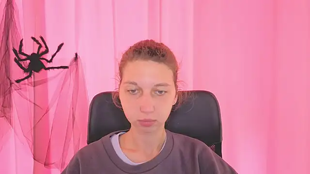 CuteEllii online show from 28, 10, 2025