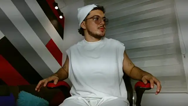 Zac Golden online show from 29, 3, 2026