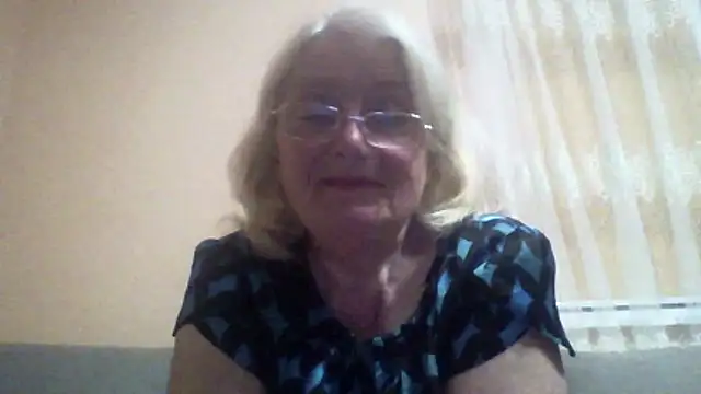 Snapshot of AmyLove353 chatting on 7, 5, 2026 AmyLove353 online show from 7, 5, 2026