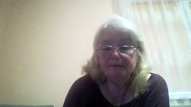 Snapshot of AmyLove353 chatting on 14, 5, 2026 AmyLove353 online show from 14, 5, 2026