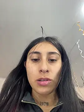 Snapshot of Violeet-Smith chatting on 16, 1, 2026 Violeet-Smith online show from 16, 1, 2026