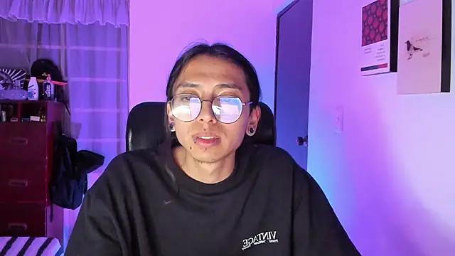 Snapshot of _Astrea_ chatting on 15, 2, 2026 Astrea online show from 15, 2, 2026