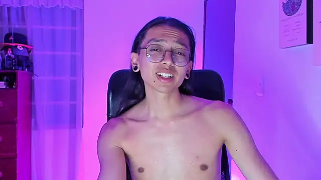  Astrea  online show from 8, 4, 2026