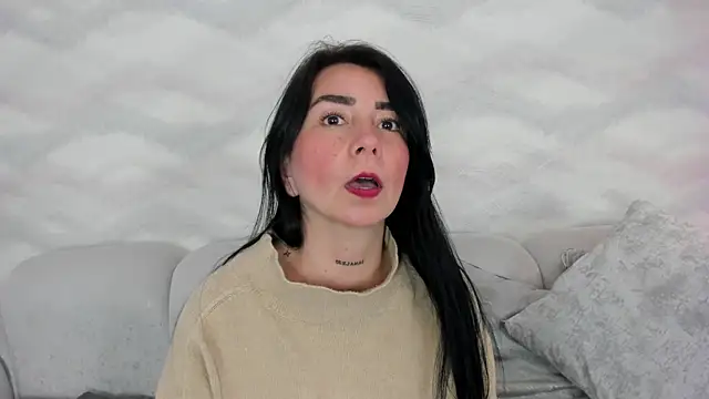 AnnieLove  online show from 19, 11, 2025