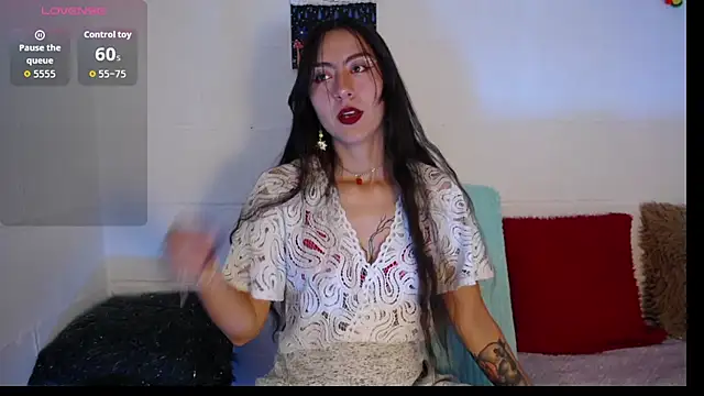 Snapshot of _IR1S_ chatting on 6, 6, 2026 IR1S online show from 6, 6, 2026