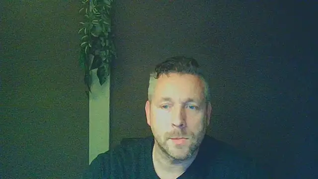 Snapshot of Woody_Longbong chatting on 26, 10, 2025 Woody Longbong online show from 26, 10, 2025