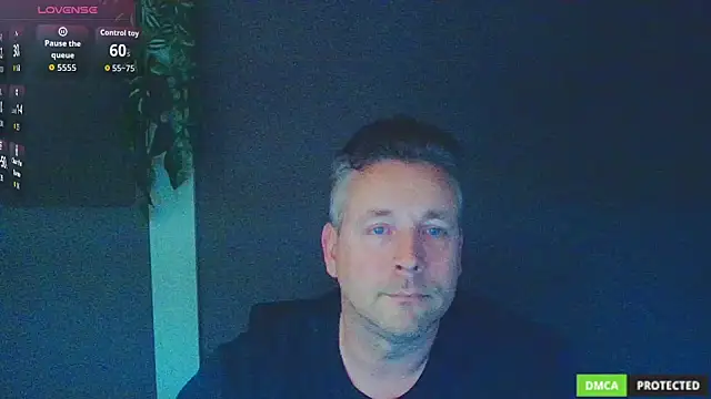 Snapshot of Woody_Longbong chatting on 16, 11, 2025 Woody Longbong online show from 16, 11, 2025