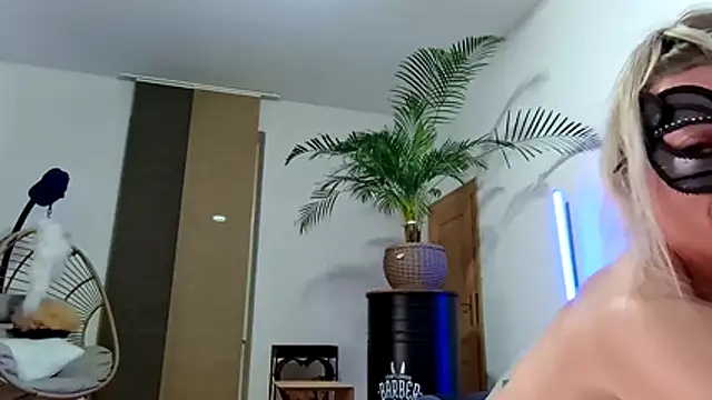 couple mistery online show from 18, 4, 2026