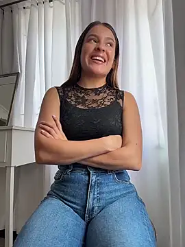 Snapshot of Talia_Bonet chatting on 15, 5, 2026 Talia Bonet online show from 15, 5, 2026