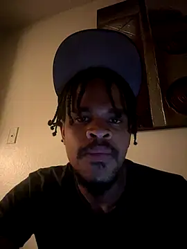 Snapshot of Mrmakeherwet_Tez chatting on 27, 10, 2025 Mrmakeherwet Tez online show from 27, 10, 2025