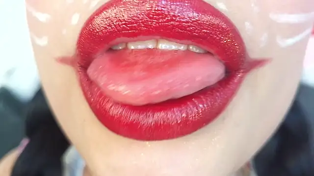 mia roux1 online show from 22, 10, 2025