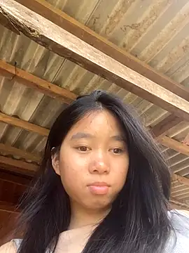 Snapshot of -Miaa- chatting on 28, 10, 2025 -Miaa- online show from 28, 10, 2025