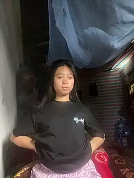 Snapshot of -Miaa- chatting on 17, 11, 2025 -Miaa- online show from 17, 11, 2025