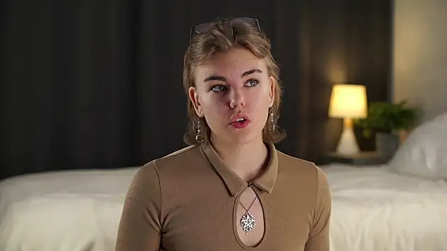 MelodyBaur online show from 6, 11, 2025