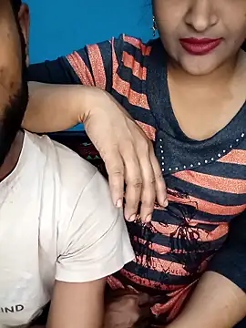 CoupleShow 432 online show from 16, 11, 2025