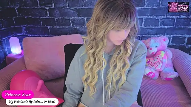 Snapshot of daddysprincess731 chatting on 7, 7, 2026 daddysprincess731 online show from 7, 7, 2026