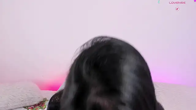 Sophie Duarte online show from 15, 12, 2025