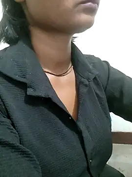 Snapshot of Rinki_hoty chatting on 1, 11, 2025 Rinki hoty online show from 1, 11, 2025