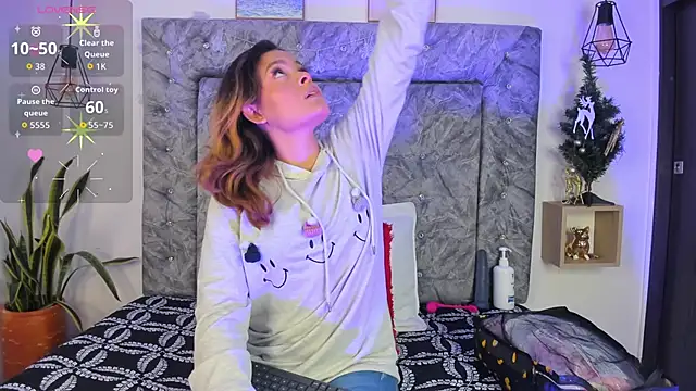 Amatista desire online show from 15, 12, 2025