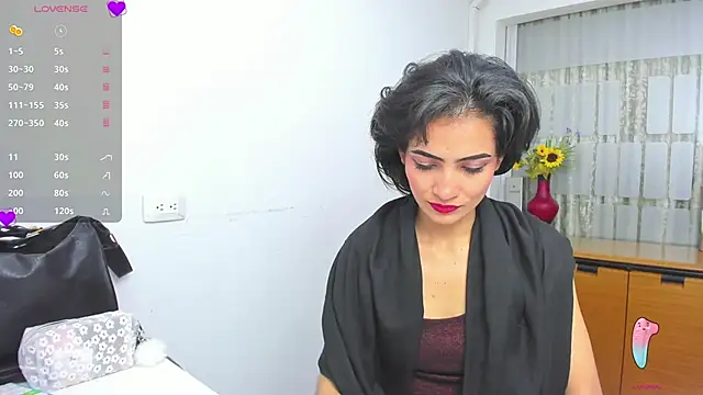 chloehanna online show from 17, 12, 2025