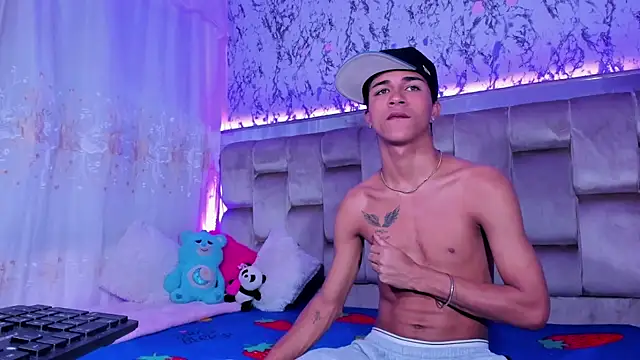 boyswantingplay online show from 6, 11, 2025