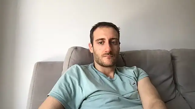 Snapshot of LukaShyGuy chatting on 7, 6, 2026 LukaShyGuy online show from 7, 6, 2026