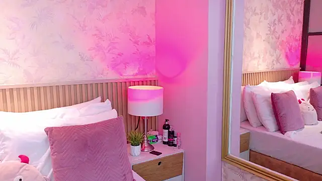 AdelineJhones online show from 16, 1, 2026