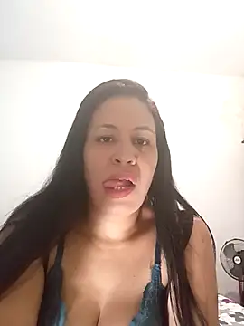 LeilaTaylor online show from 28, 10, 2025