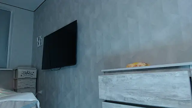 little paw  online show from 3, 4, 2026