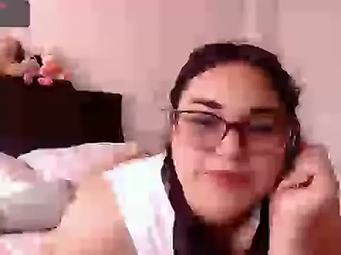 mira cherry02 online show from 2, 4, 2026