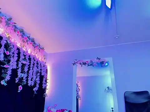 Snapshot of Gabyy_Cooper_ chatting on 4, 7, 2026 Gabyy Cooper online show from 4, 7, 2026